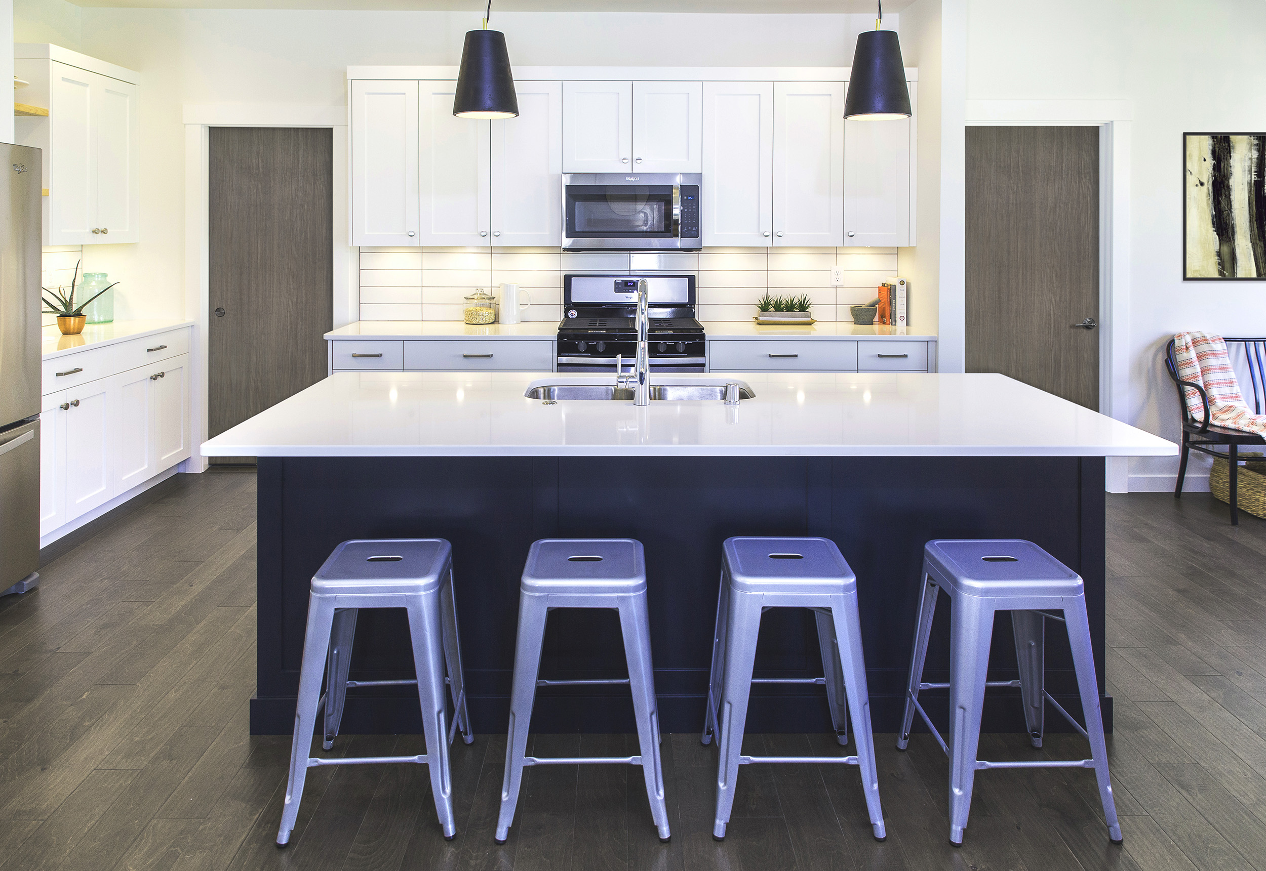 LDI_Prefinished Rift Cut Slate Kitchen Double Doors